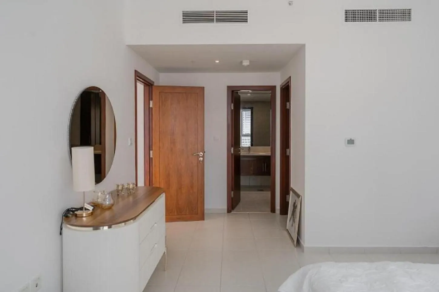 Splendid Apartments With Burj Khalifa And Fountain View Dubai
