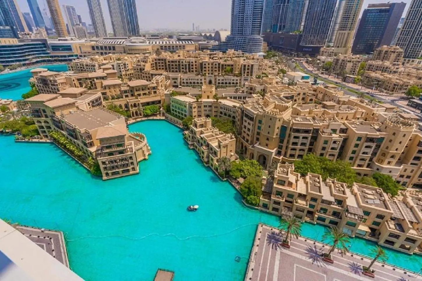 Splendid Apartments With Burj Khalifa And Fountain View Dubaj