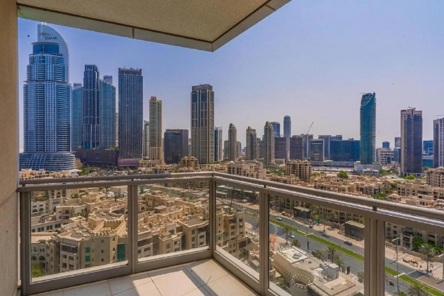Splendid Apartments With Burj Khalifa And Fountain View Dubai