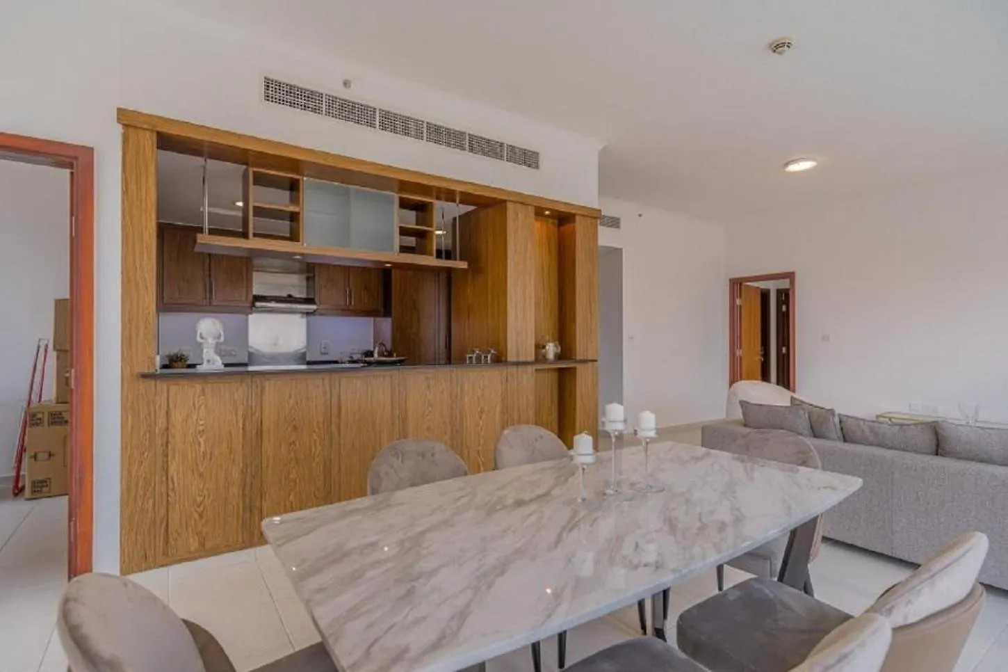 Splendid Apartments With Burj Khalifa And Fountain View Dubaj
