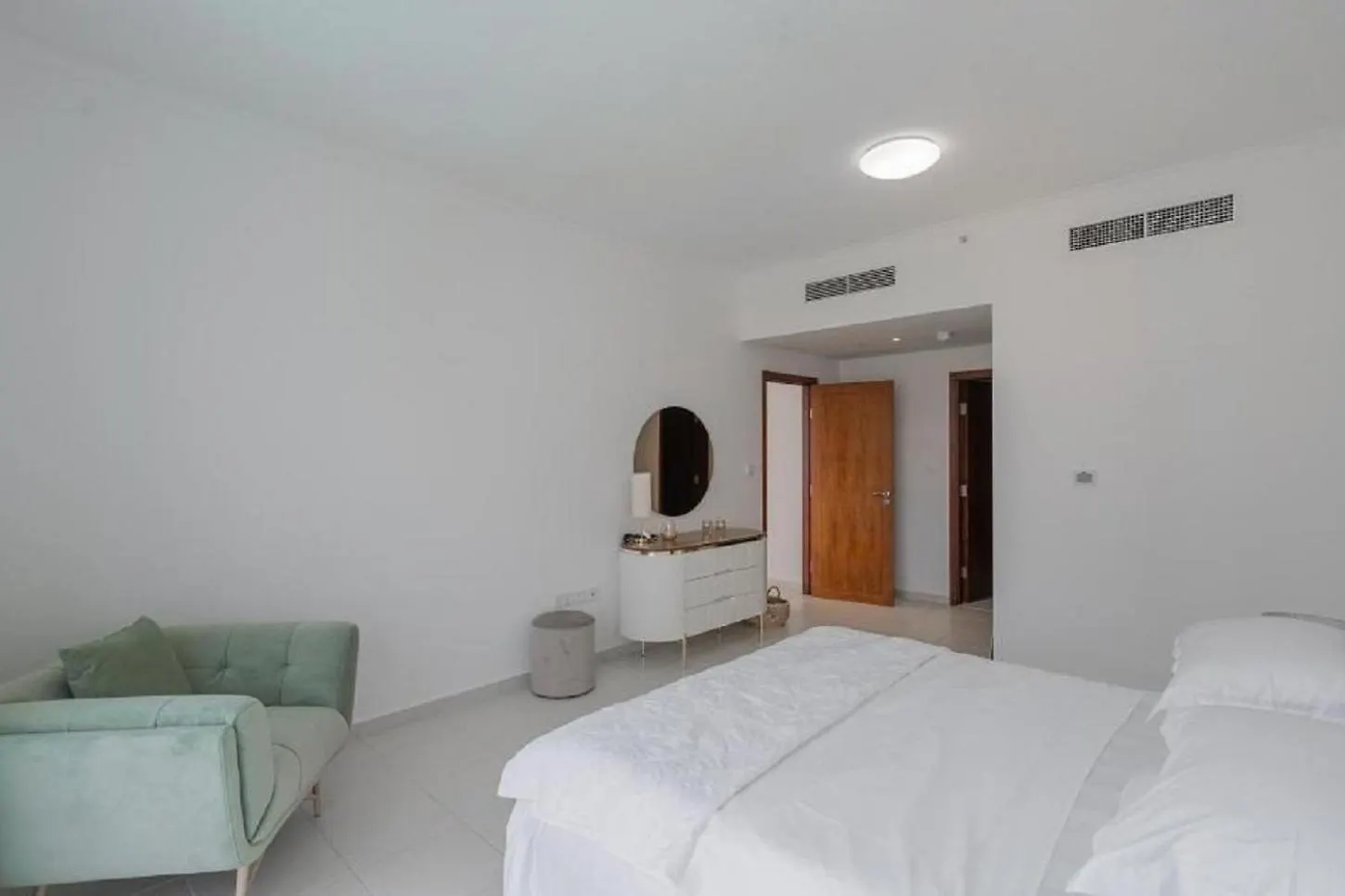 Splendid Apartments With Burj Khalifa And Fountain View Dubai United Arab Emirates